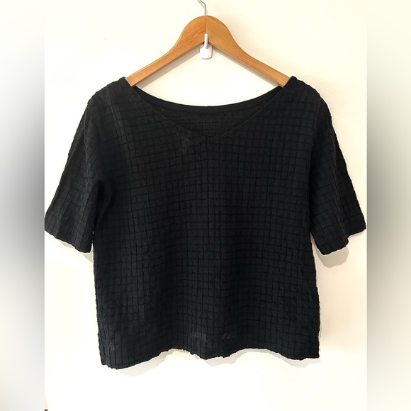 EILEEN FISHER Black Organic Cotton Grid Texture Top | Small - Picture 5 of 6